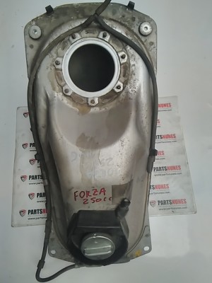 Deposito combustible Honda Forza 250cc